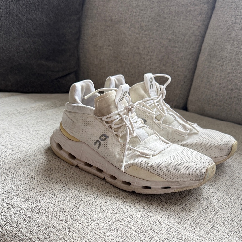 On Running Cream White Women's Cloud Athletic Sneakers